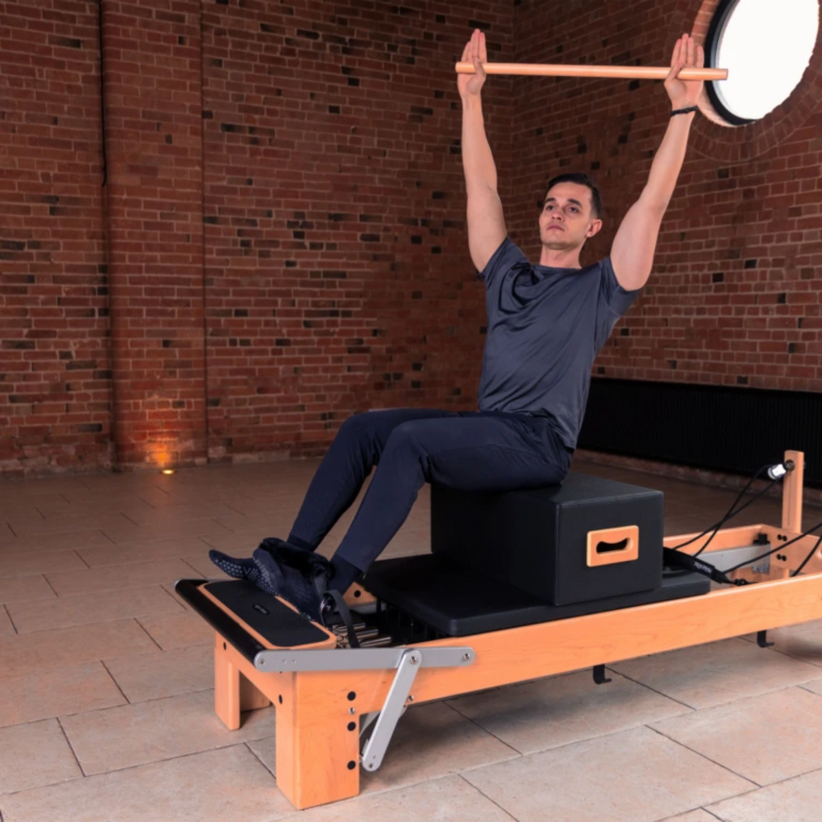 Roll Up Maple Pilates Pole – 32″